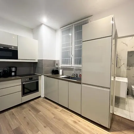 64-luxury Flat Champs Elysees * Paris