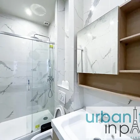 64-luxury Flat Champs Elysees * Paris